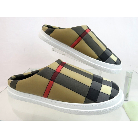 $620 BURBERRY HOMIE WOMEN QUILTED BEIGE CHECK LOGO LOAFER MULES SLIPPERS 37 - Picture 9 of 13